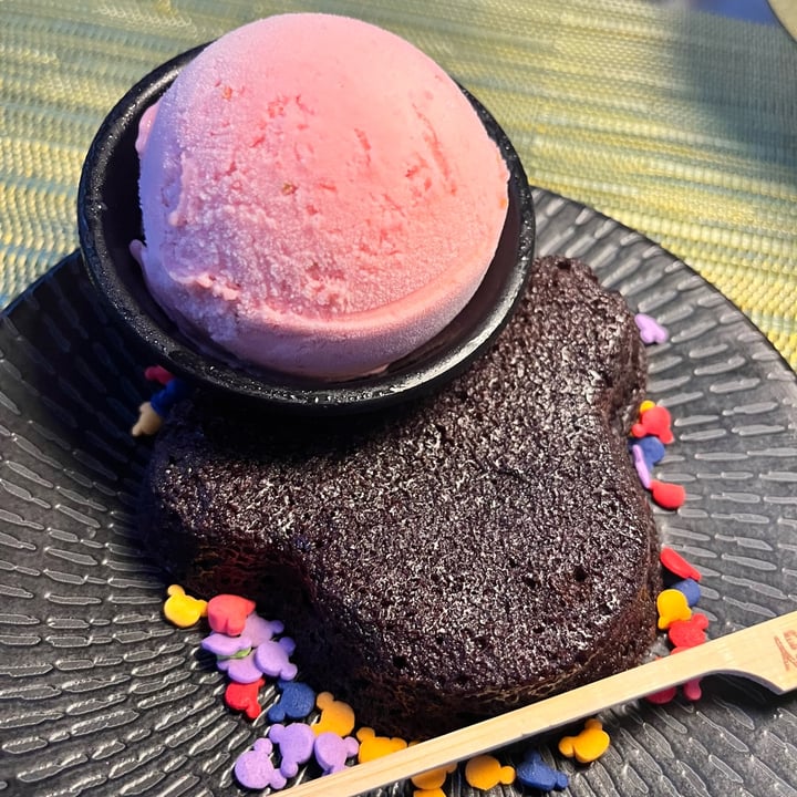 photo of Makahiki Brownie with Strawberry Sorbetto shared by @bandita on  16 Mar 2024 - review