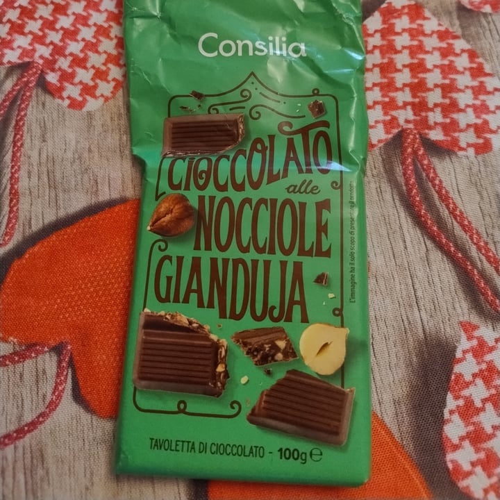 photo of Consilia Cioccolato Alle Nocciole Gianduja shared by @affiliazen on  17 Apr 2024 - review