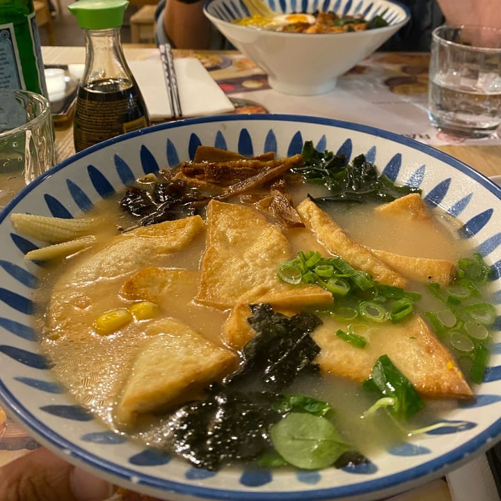 photo of SHIKO RAMEN 喜客拉面 Ramen vegano con tofu shared by @bennifromthebloc on  29 Sep 2025 - review