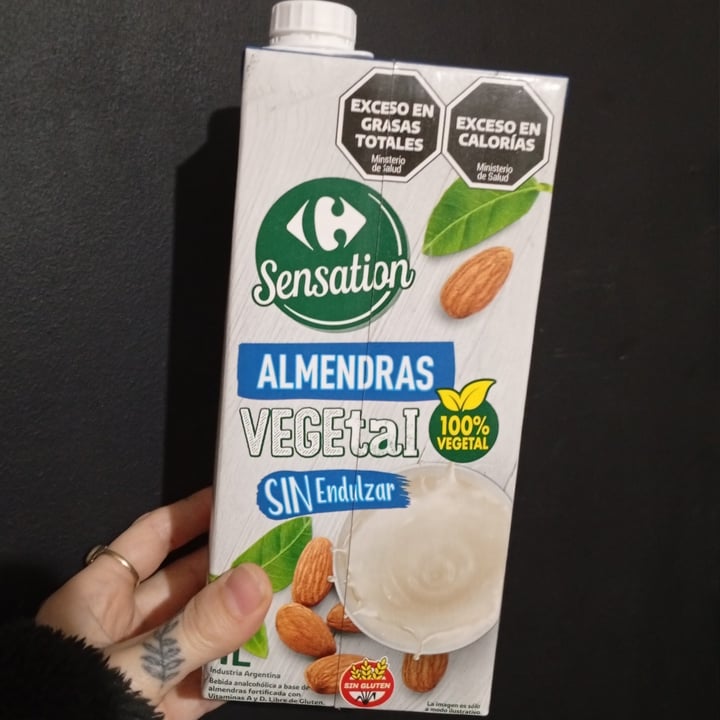 photo of Carrefour Bebida de almendras Sensation shared by @mik-belmonte on  09 Sep 2025 - review