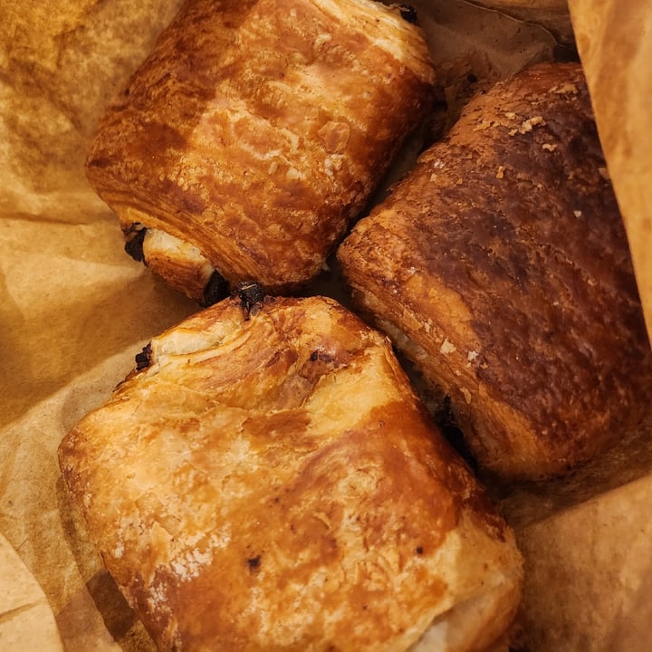 photo of Parle Pantry Vegan Cafe & Coffee Shop Chocolate Croissant shared by @bojanazl on  17 Dec 2024 - review