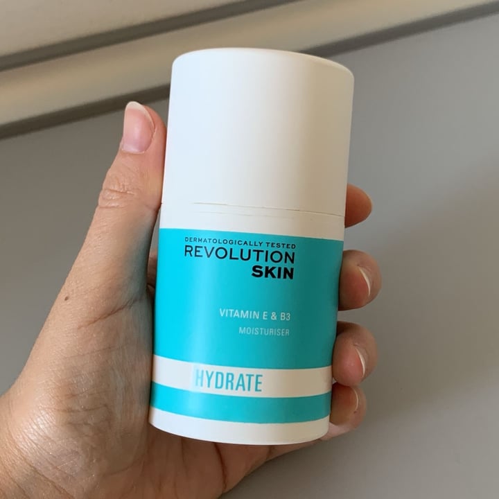 photo of Revolution Skincare London Vitamin E & B3 Moisturiser shared by @patheimathos on  22 Jun 2024 - review