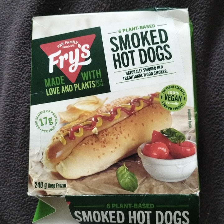 photo of Fry's Family Food Smoked Hot dogs shared by @helenevegan on  15 Jul 2025 - review