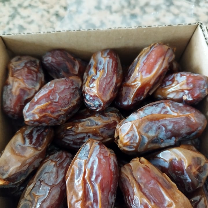 photo of Koro Datteri medjool (con nocciolo) shared by @lauraemarco on  23 Mar 2025 - review