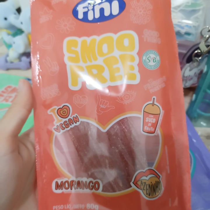 photo of Fini Smoo Free Morango Azedinho shared by @chuusavethebees on  27 Sep 2023 - review