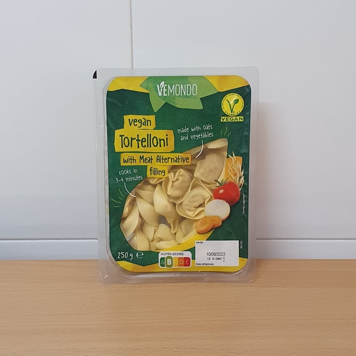 Vemondo vegan tortelloni with meat alternative filling Review abillion
