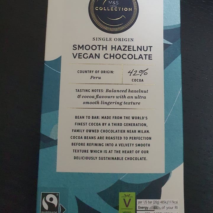 photo of Marks & Spencer Food (M&S) Smooth hazelnut vegan chocolate shared by @mushroomtarian on  05 Nov 2023 - review