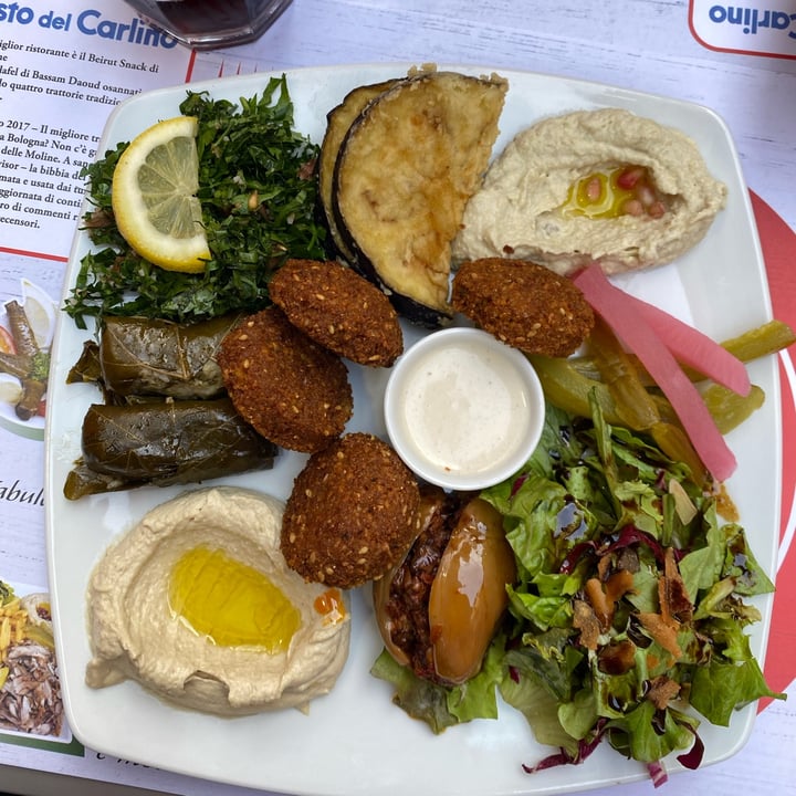 photo of Beirut Snack Piatto meze shared by @arjolla on  23 Nov 2023 - review