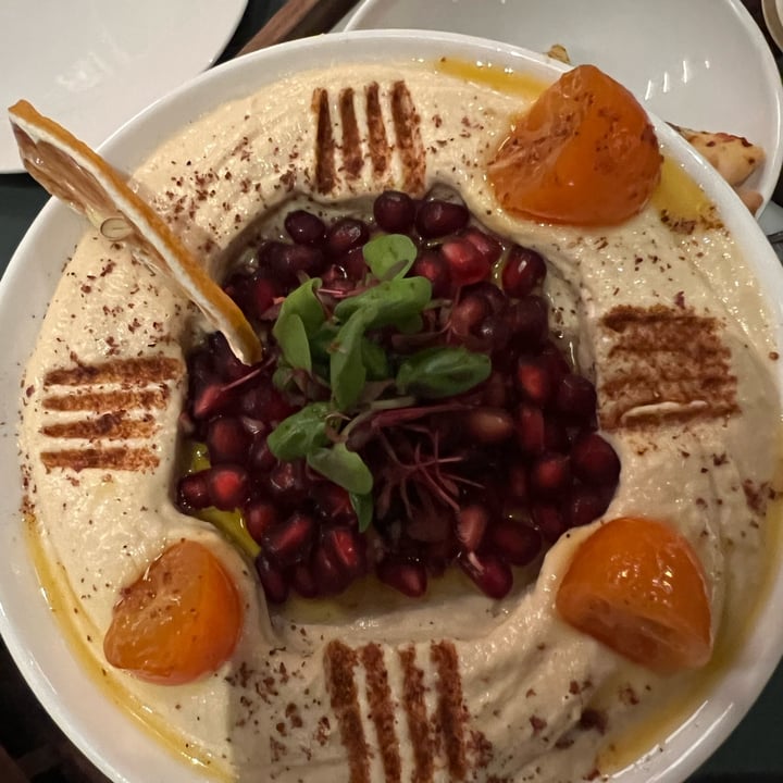 photo of Cultivate Cafe Classic Hummus with Za’atar & Orange Oil shared by @chefchrissy68 on  18 Apr 2024 - review