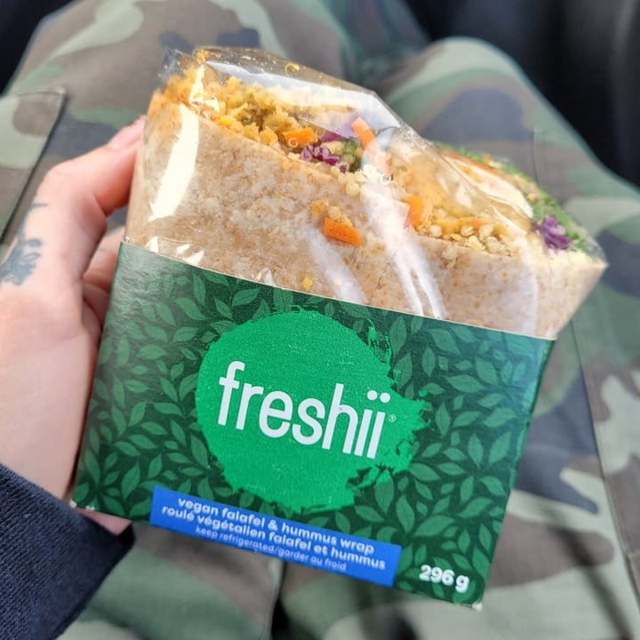 photo of ONroute King City Freshii Vegan Falafel & Hummus Wrap shared by @metalmel666 on  15 Apr 2024 - review