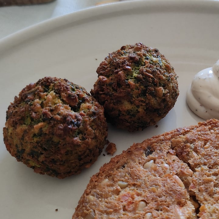 photo of Garden Gourmet Falafel con ceci e spinaci shared by @lauralettini on  30 Sep 2023 - review