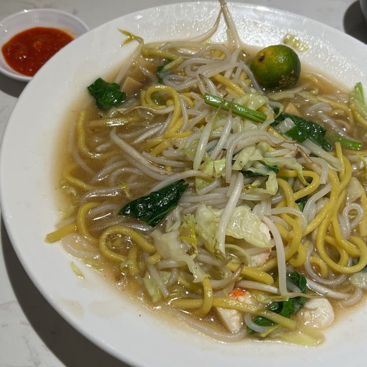 photo of Green on Earth Vegetarian Cafe Hokkien mee shared by @ginger-t on  28 Feb 2024 - review