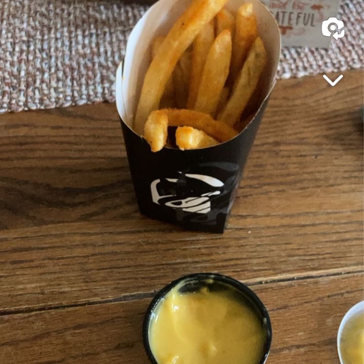 photo of Taco Bell nacho fries shared by @karot-skin on  05 Jan 2024 - review