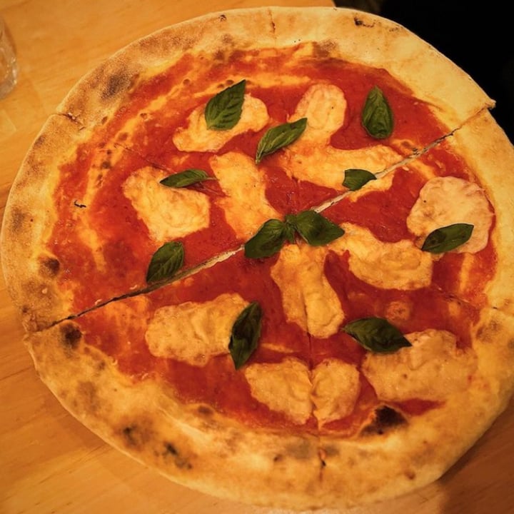 photo of Chutnej - Vegan Bistro Pizza Magherita shared by @david- on  23 Mar 2024 - review