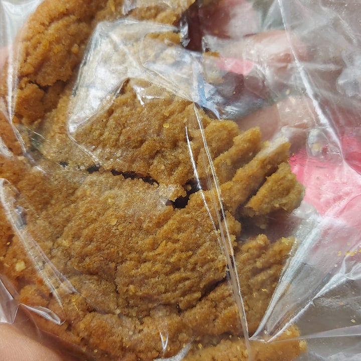 photo of Down to Earth Organic & Natural- Kailua peanut cookie shared by @pucky on  08 May 2024 - review