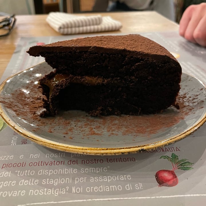 photo of Il Melograno - Naturalmente Buono - Trieste Torta al cioccolato shared by @cri2 on  17 Mar 2024 - review