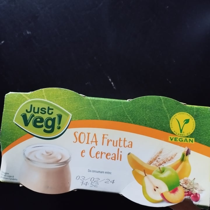 photo of Just Veg! (ALDI Italy) Yogurt soia frutta e cereali shared by @zakgiu95 on  10 Jan 2024 - review