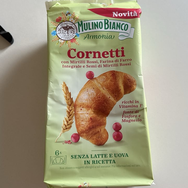photo of Mulino Bianco Armonia- cornetti con mirtilli rossi Fatto Integrale E Semi di Mirtilli Rossi shared by @gerba on  27 Apr 2024 - review