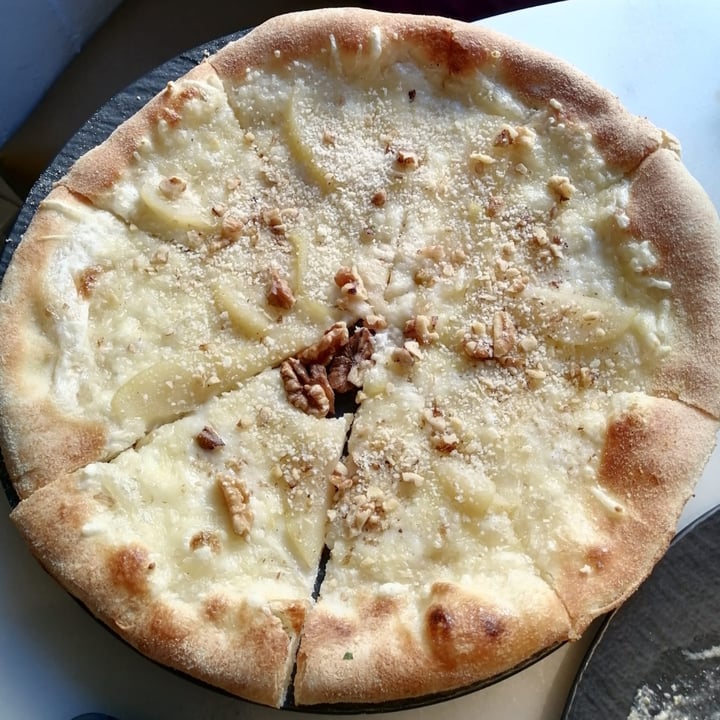 photo of Choose Restaurante Vegano Pizza Gorgopera shared by @moniqueta on  09 Oct 2025 - review