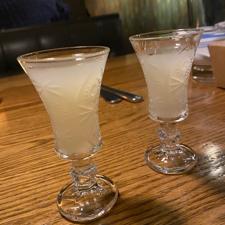 photo of Jardin non-alcoholic lemoncillo appertif shared by @zuhura on  10 Feb 2024 - review