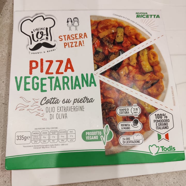 photo of Todis Pizza vegetariana shared by @extraveganza on  30 Aug 2023 - review