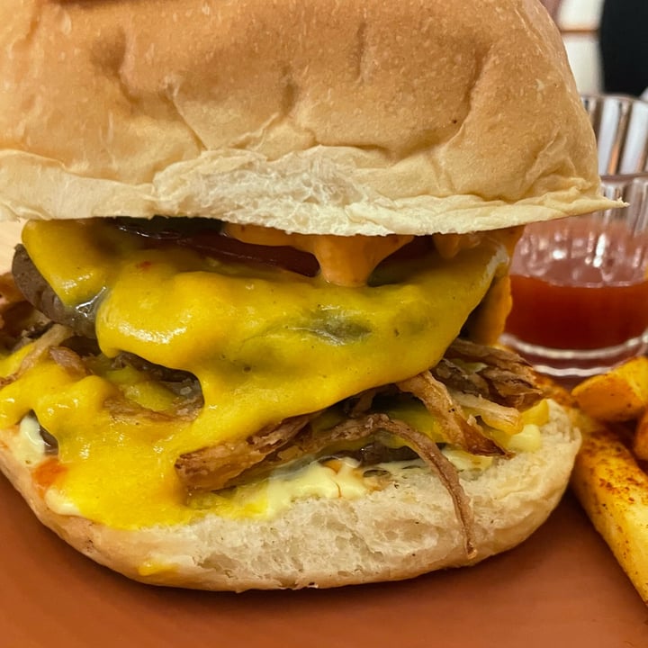 photo of Vegamo beyond burguer shared by @chica-polemica on  29 May 2024 - review