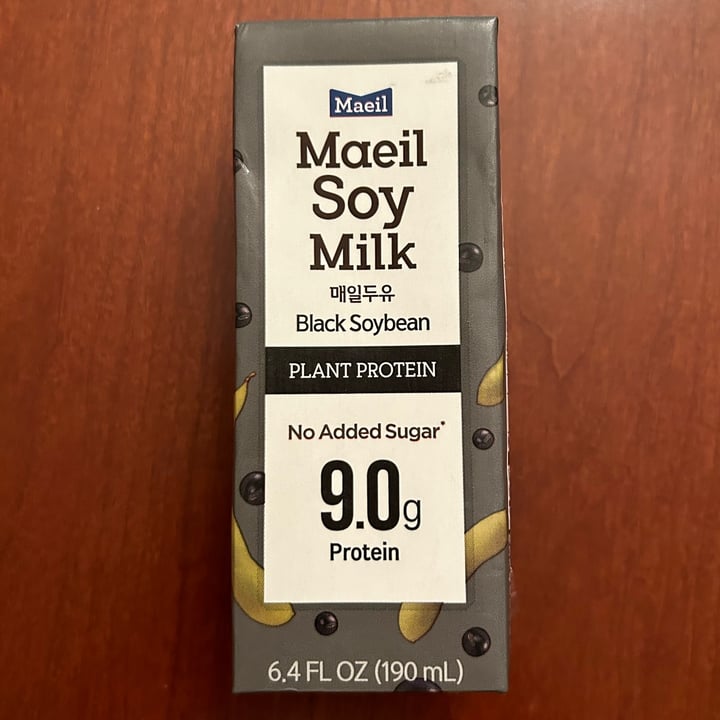 photo of Maeil Soy Milk Black Bean shared by @vegellious on  03 Feb 2024 - review