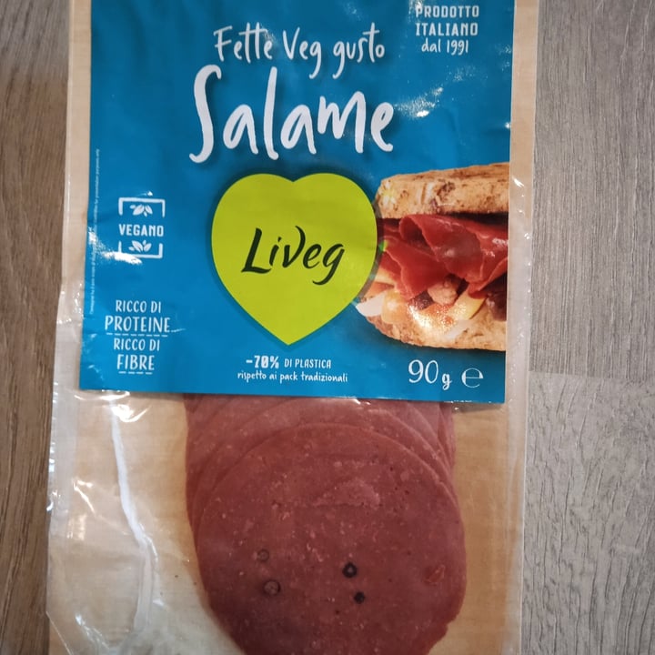 photo of Liveg Fette veg gusto salame shared by @acerorosso on  15 Nov 2023 - review