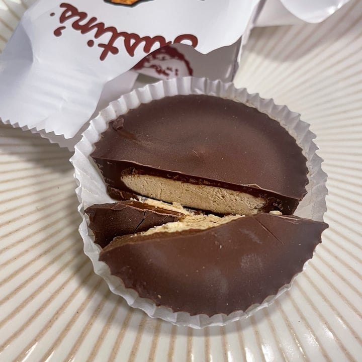 Justin's 2 organic Dark Chocolate Cashew Butter Cups Review abillion