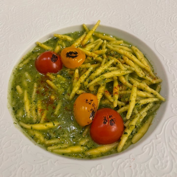 photo of Linfa Milano - Eat Different Trofie pesto e pomodorini shared by @giulia722 on  22 Jun 2024 - review