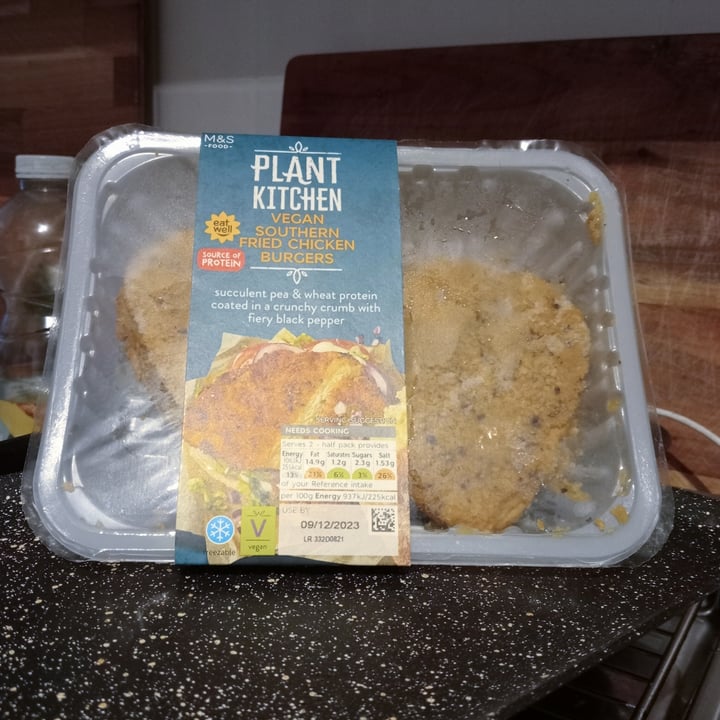 photo of Plant Kitchen (M&S) Vegan Southern Fried Chicken Burgers shared by @jabmouth on  23 Feb 2024 - review