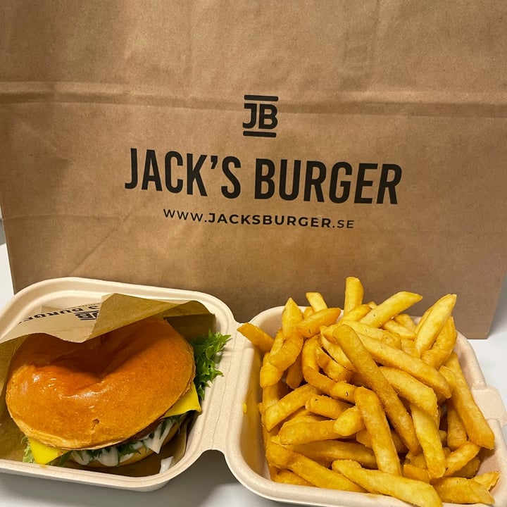 photo of Jack's Burger Huddinge Original Green shared by @kapplastavar on  19 Dec 2023 - review