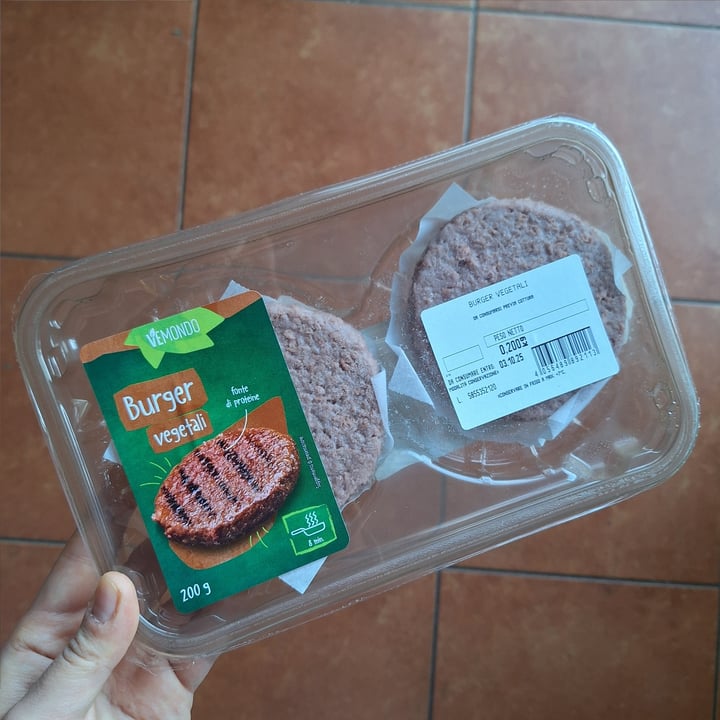 photo of Vemondo burger vegetali shared by @ola96 on  09 Oct 2025 - review