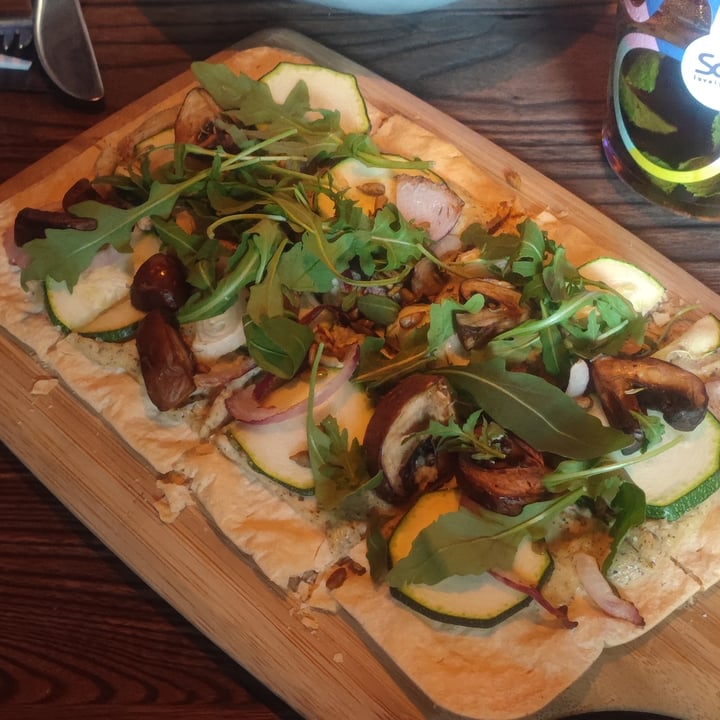 photo of Rebel Rebel Flamkuchen shared by @sam-okmas on  20 Aug 2023 - review