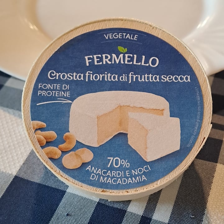 photo of Fermello Crosta Fiorita Di Frutta Secca shared by @animalsright on  20 Apr 2024 - review