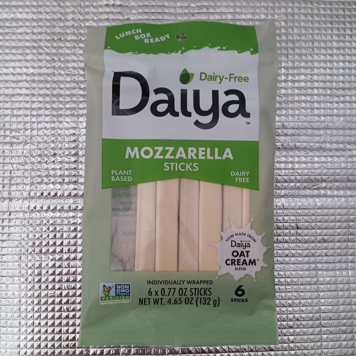 photo of Daiya Mozzarella Sticks shared by @feelideal on  20 Dec 2024 - review