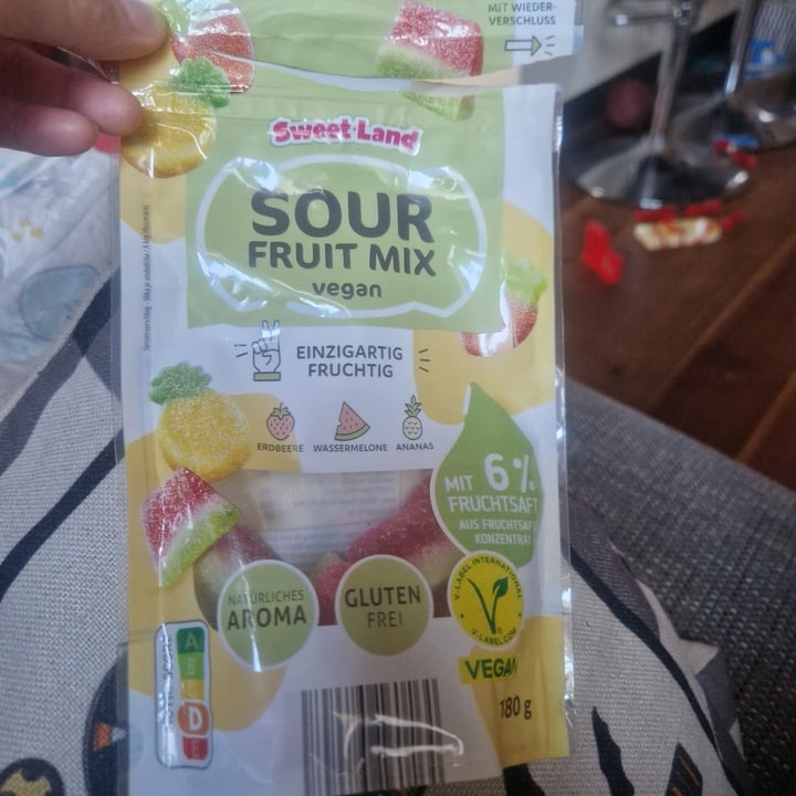 photo of Sweetland Sour Fruit Mix Vegan shared by @janaplantpowered on  31 Oct 2024 - review