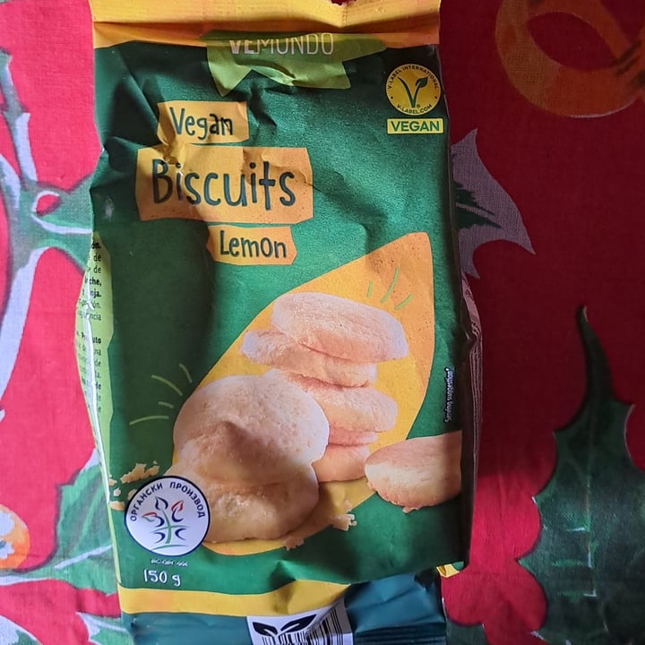photo of Vemondo vegan biscuits lemon shared by @suinonero on  14 Mar 2024 - review