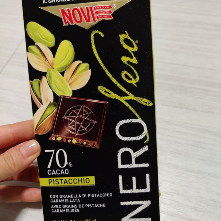 photo of Novi cioccolato al 70% con granella di pistacchio shared by @floriana on  18 Apr 2024 - review