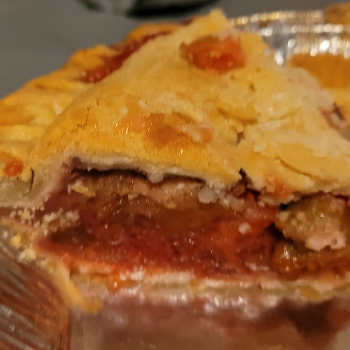 photo of Michele's Pies Strawberry/Rhubarb Pie shared by @thoroughseagull51 on  03 Oct 2025 - review
