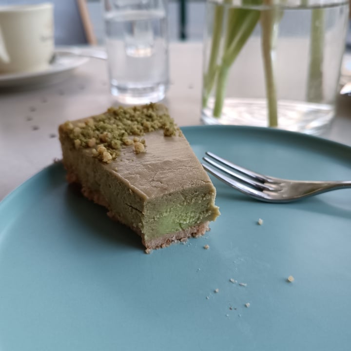 photo of PupiCake Key lime pite/Key lime pie shared by @plantpowerpuffgirl on  26 Mar 2024 - review