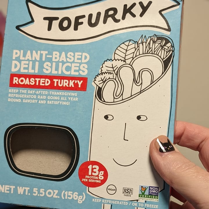 photo of Tofurky roasted turky deli slices shared by @starladear33 on  16 May 2024 - review