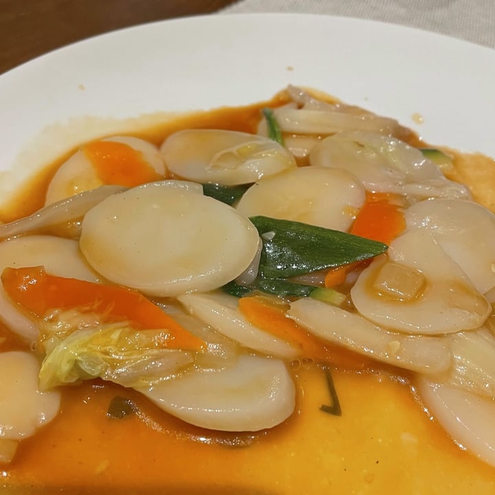 photo of Yi Wei Chinese Art Restaurant Gnocchi Di Riso Al Vapore Vegani shared by @clxolao on  16 Apr 2024 - review