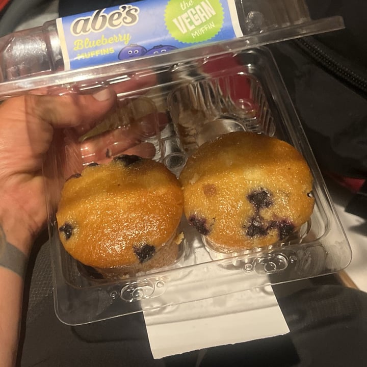 photo of Abe's Vegan Muffins Abe's Vegan One BIG Blueberry Muffin shared by @oshmorethstorm on  08 Sep 2025 - review