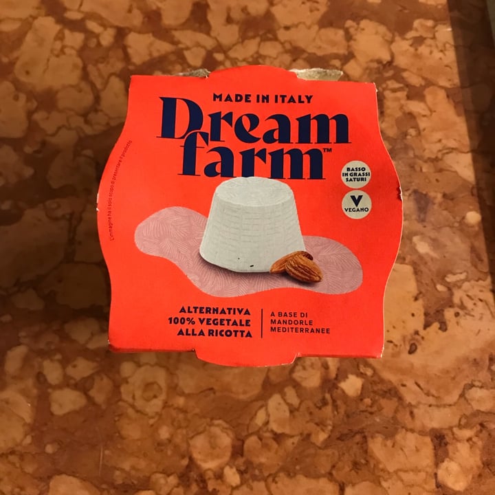 photo of Dream Farm Alternativa vegetale alla mozzarella shared by @monukaki on  13 Dec 2024 - review