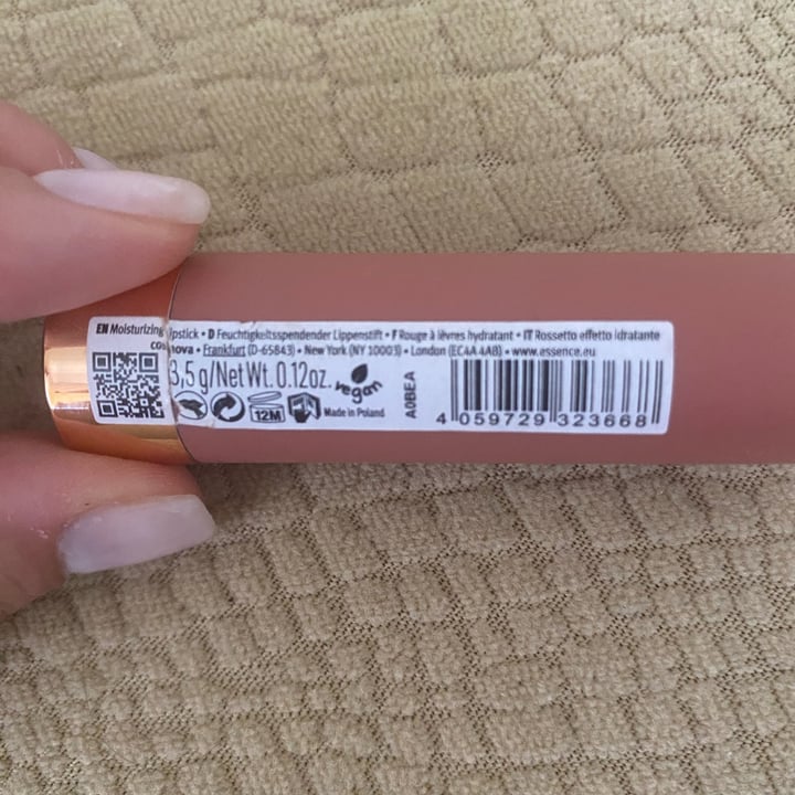 photo of Essence Cosmetics Hydrating Nude shared by @nochmalbitte on  06 Jul 2025 - review