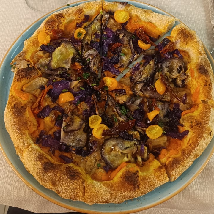 photo of Pizzeria Giangi pizza veg shared by @luana92 on  25 Dec 2023 - review