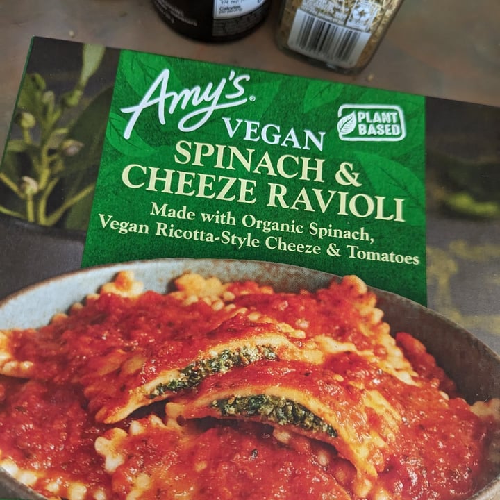 photo of Amy’s Vegan Spinach & Cheeze Ravioli shared by @kornclown7 on  16 Sep 2023 - review