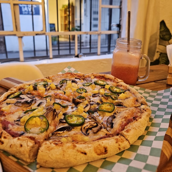 photo of Casa Ceiba San luis Pizza shared by @liakimu on  31 Dec 2023 - review