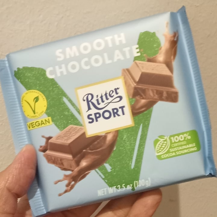photo of Ritter Sport Smooth Chocolate shared by @kismetcandle on  29 Jan 2024 - review